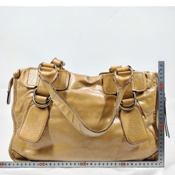 Chloe Tan Leather Tote - Picture 2 of 8